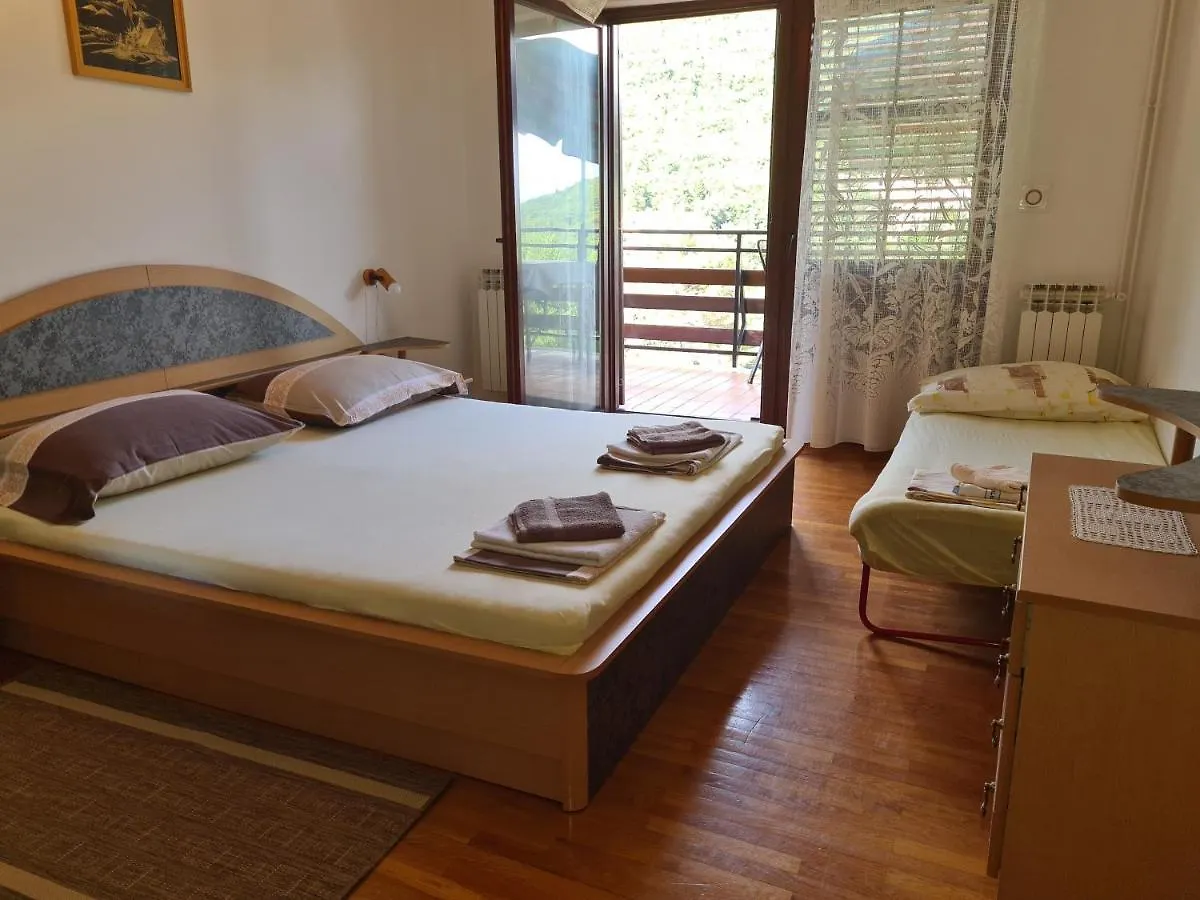 Apartments With A Parking Space Moscenicka Draga, Opatija - 7746