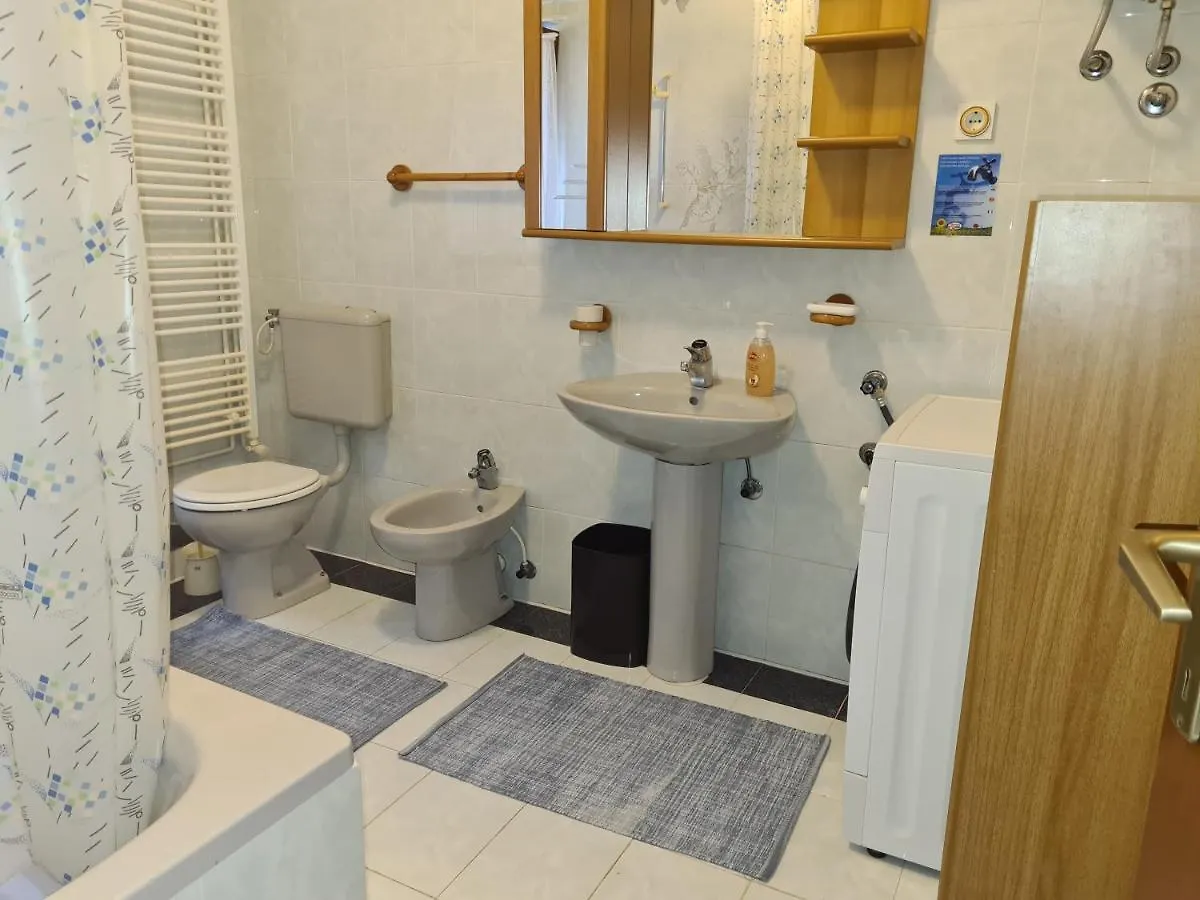 Apartments With A Parking Space Moscenicka Draga, Opatija - 7746